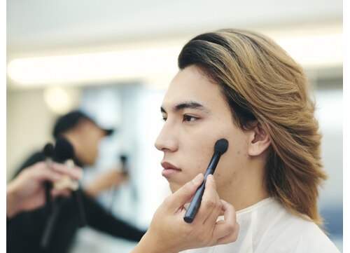 ヘアメイクアーティスト在籍スタイル